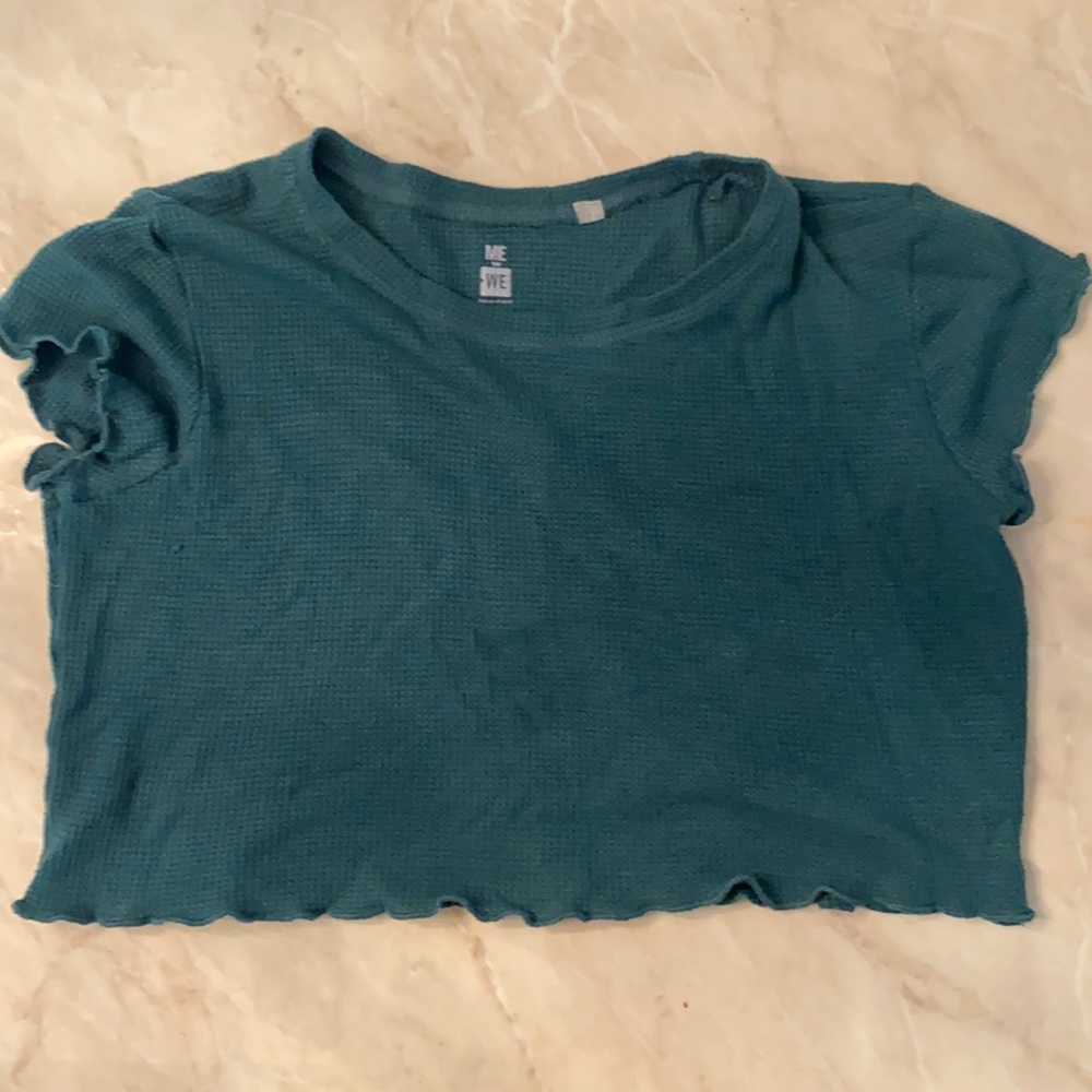 Green lettuce ribbed short sleeve crop top